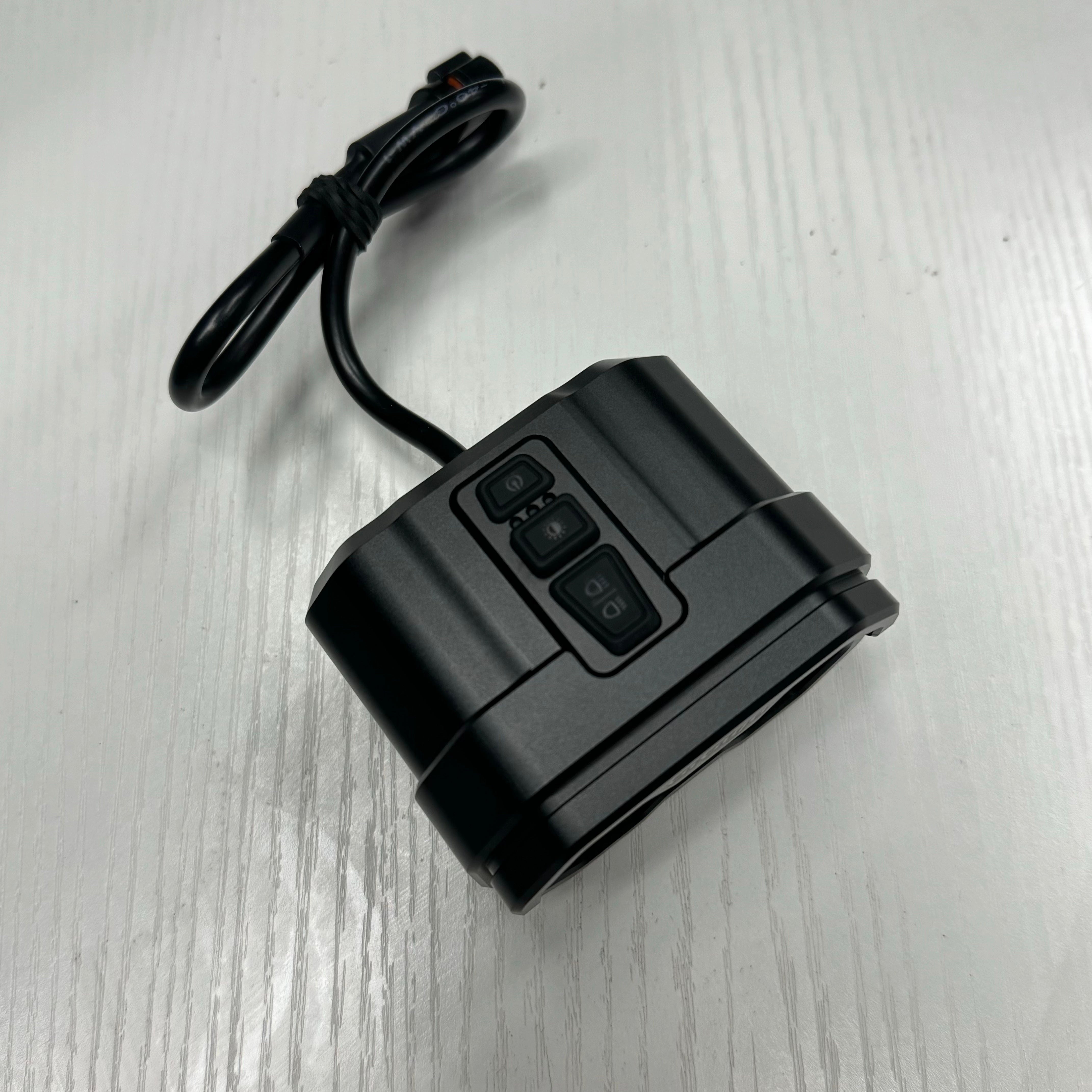 Gigigo v2.0 Headlight with Upgrade Bracket