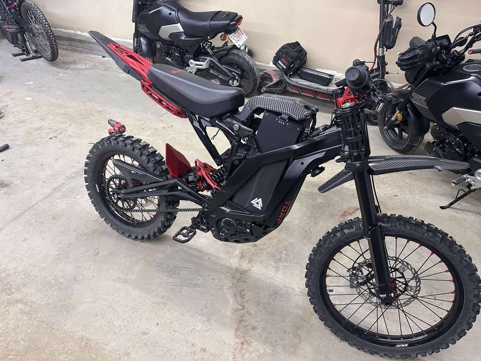 Dark Knight 🦇 Sur-Ron Swingarm 50mm extended