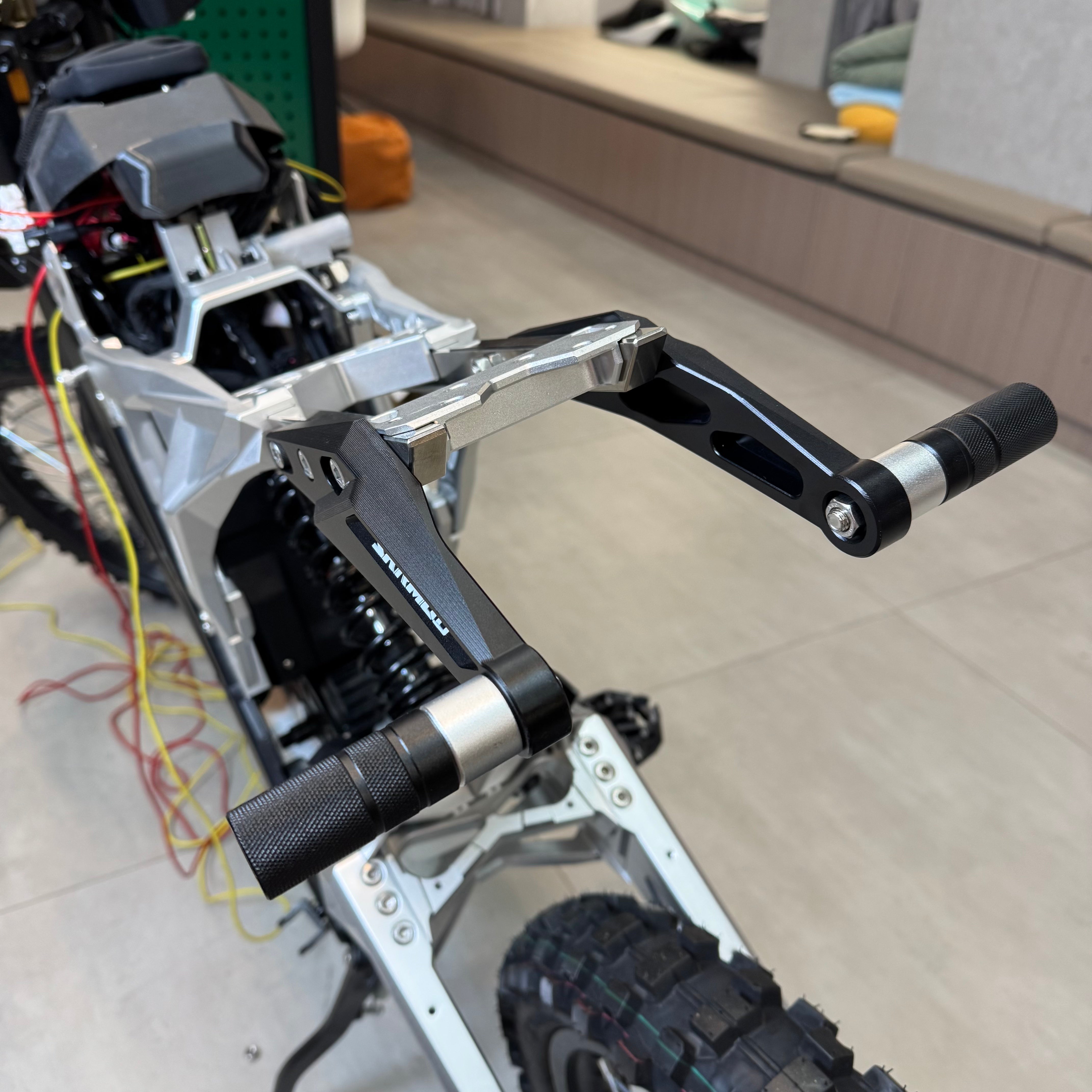 E Ride Pro Stunt Bar