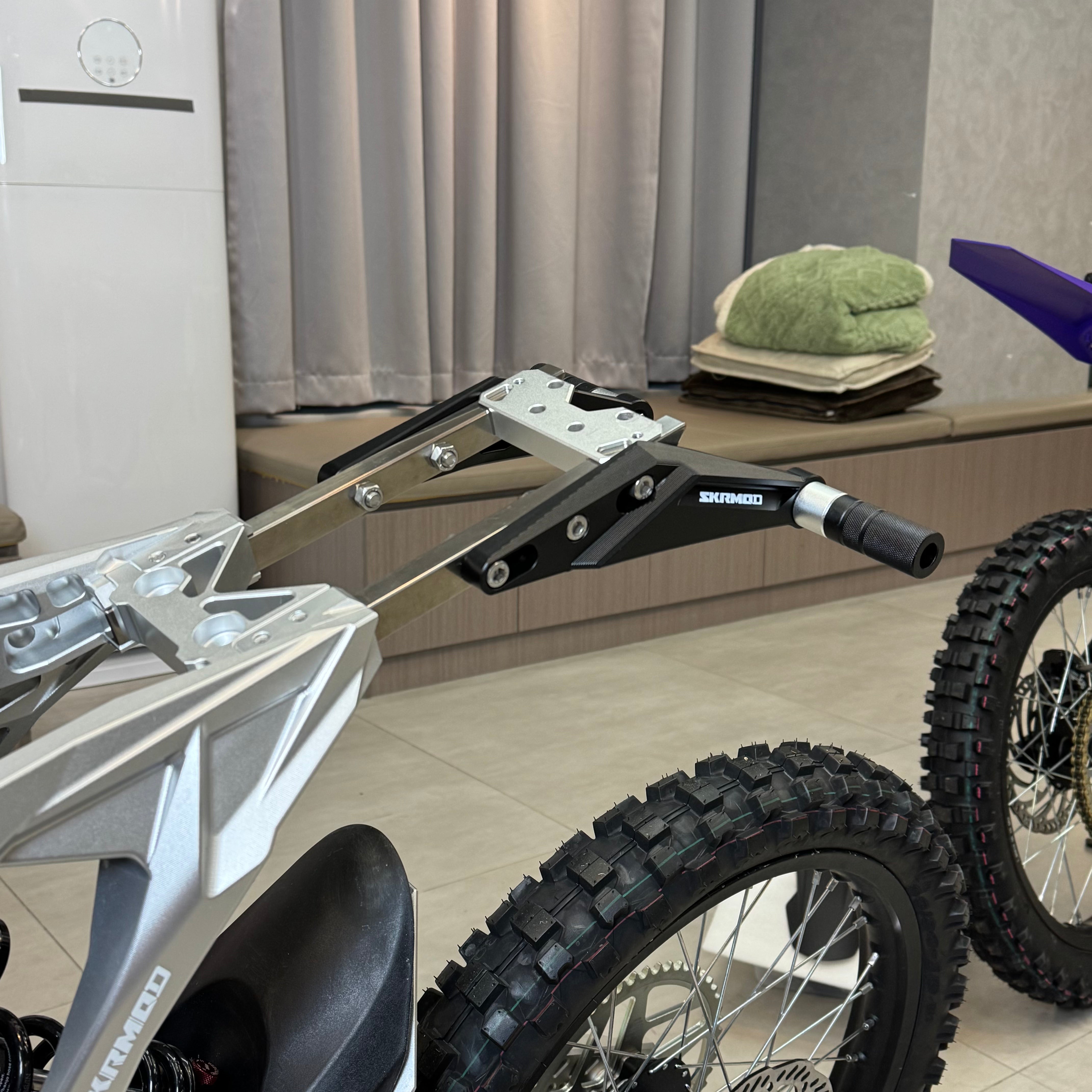 E Ride Pro Stunt Bar