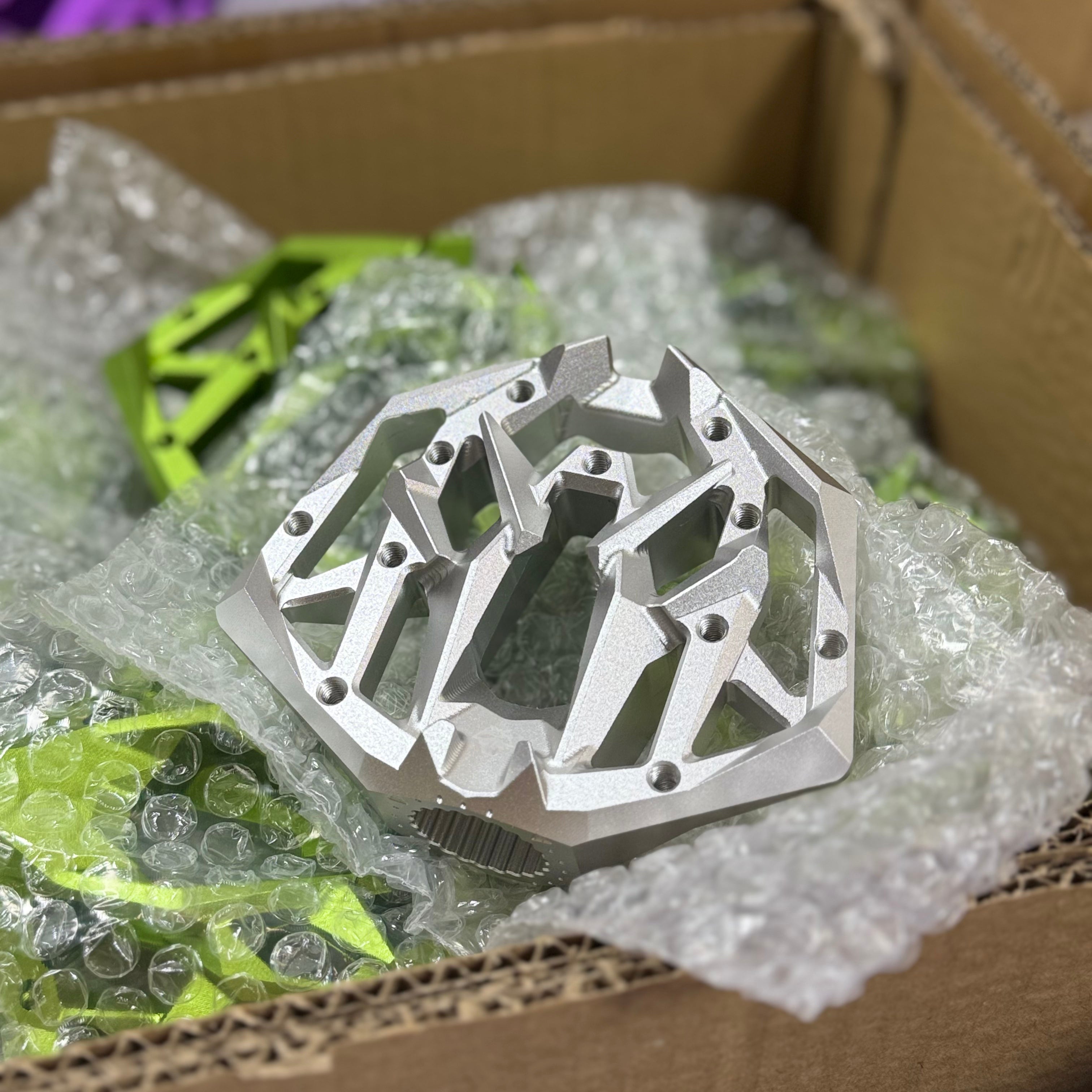 Eride Pro Ultra-Wide Footpegs