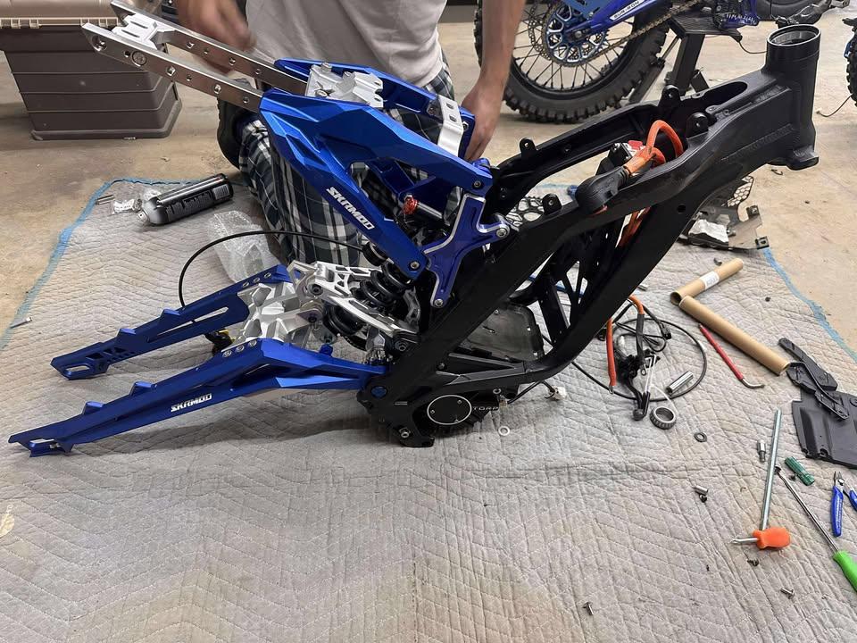 Skrmod Surron Subframe with Titanium Bars