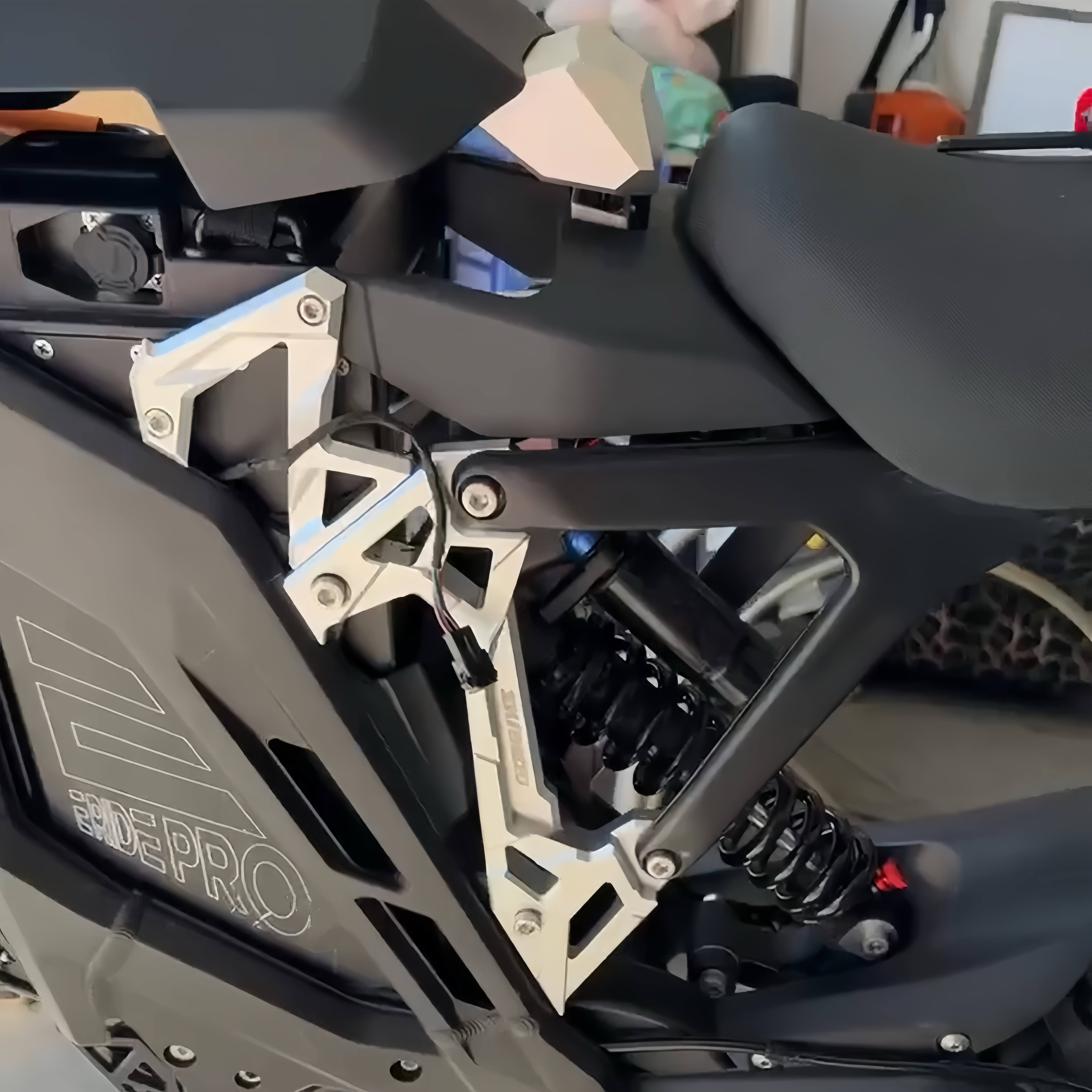 E Ride Pro Seat Riser Lift Kit